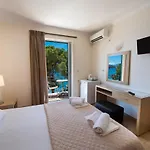Marina Pansion Hotell